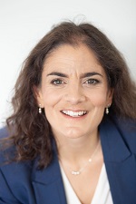 Sara Headshot